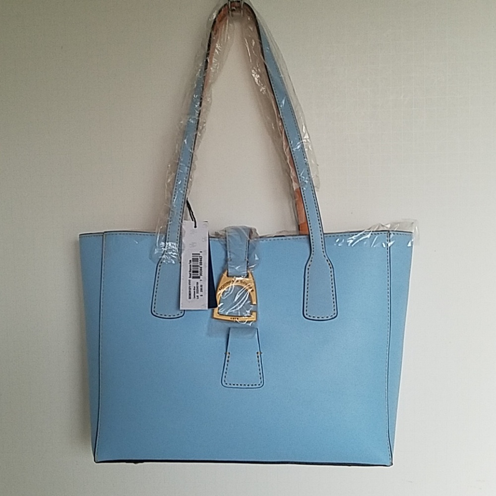 Dooney & Bourke Small Shannon Tote
